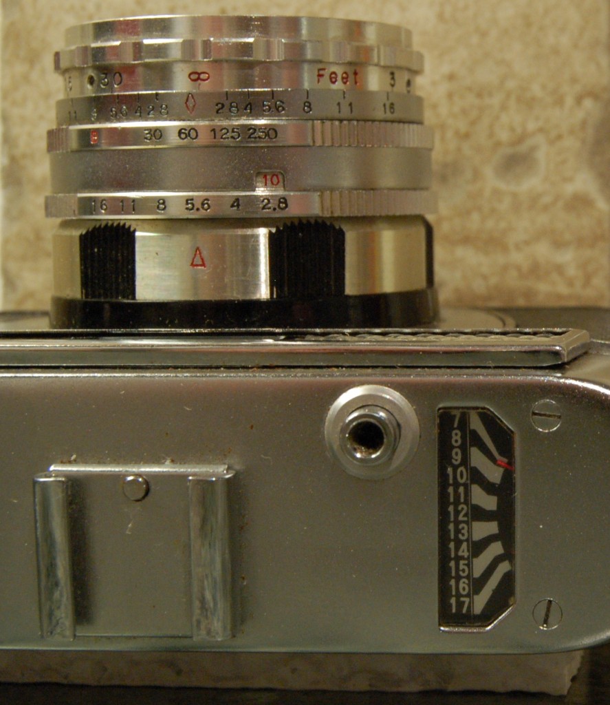 Halina Paulette Electric lens detail