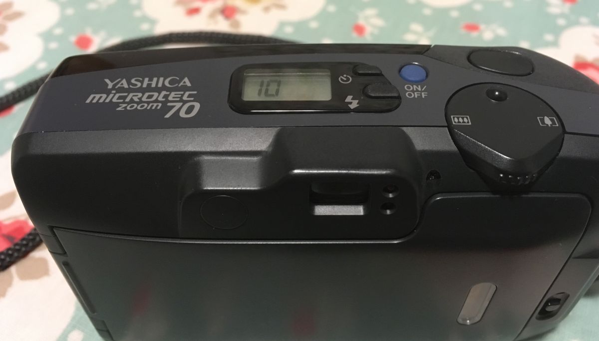 Yashica Microtec Zoom 90 Top and Rear