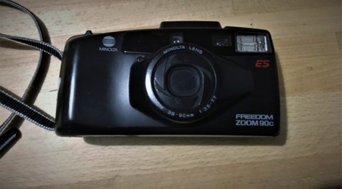 Leica Likely ? Minolta Riva/Freedom Zoom 90c review