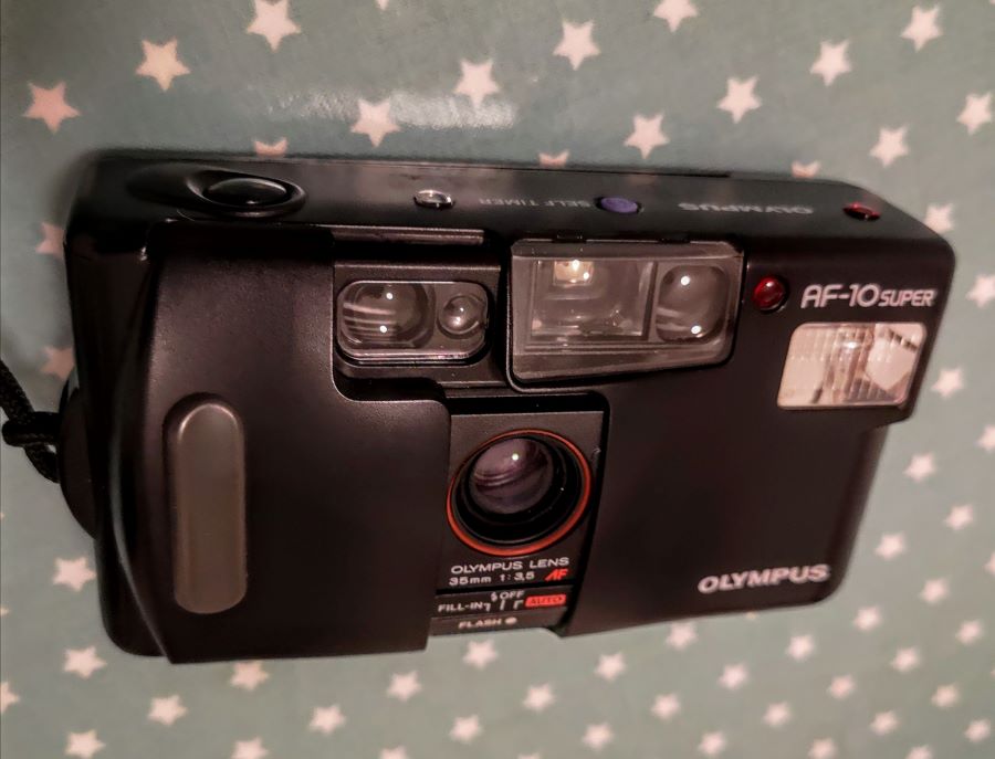 Just Like a mju ? - The Olympus AF-10 Super Review - Canny Cameras