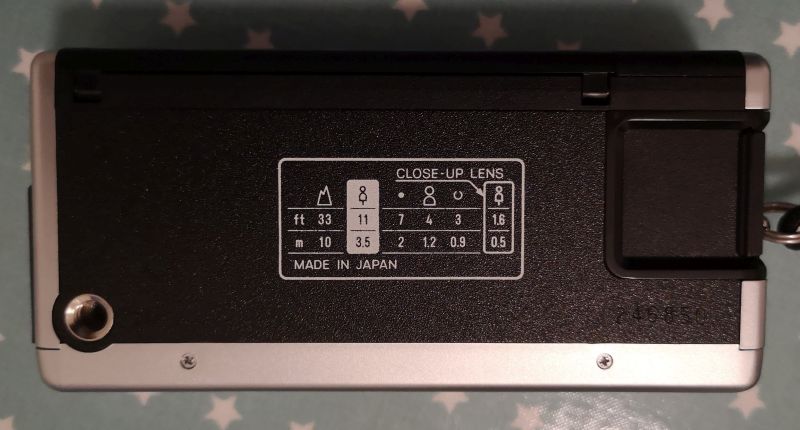 Baseplate of Minolta Pocket Autopak 470 with focus table.