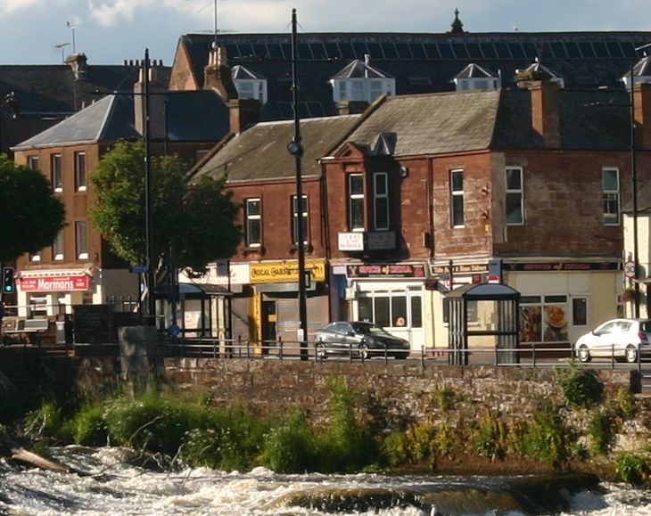 Crop of above shot of River Nith Dumfries. June 2020. Canon EOS 300D with 40mm focal length @100 ISO