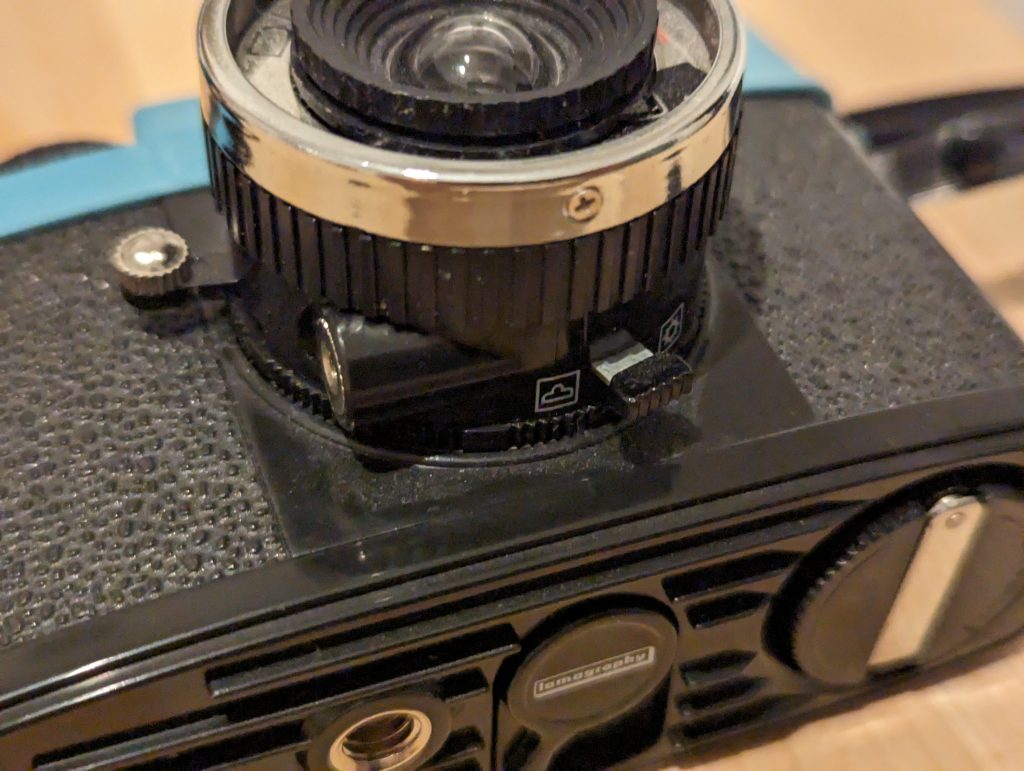 Aperture switch and cable point on base of the Diana Mini