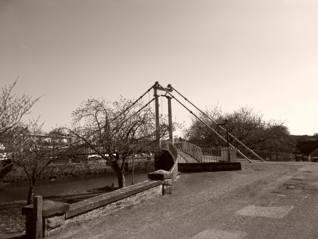 Retro Snap V2 - Monochrome filter sample